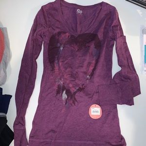 Long sleeve graphic top